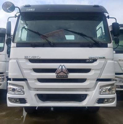Trator nacional de caminhões pesados HOWO 6X4 371HP Trator com caixa de carga de aço carbono