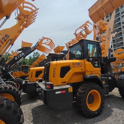 Carregamento de material preciso com carregador compacto portátil amarelo e motor Euro 5 495 vezes