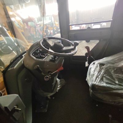 Carregamento de material preciso com carregador compacto portátil amarelo e motor Euro 5 495 vezes