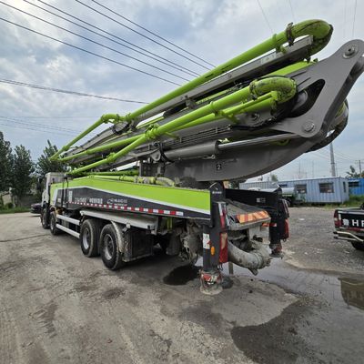 Pneus e camiões de bombeamento remodelados para chassis de camiões de bombeamento brancos no estilo de elevação frontal