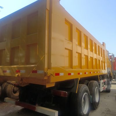 21-30t Capacidade de carga camião de descarga HOWO com pneus e sistema eléctrico