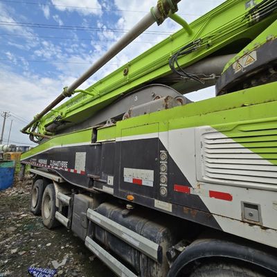 Chassi Sinotruk 21-30t personalizável com direção assistida e pneus
