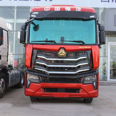 Reboque de trator Sinotruk com tanque de combustível de 400L e assento do condutor