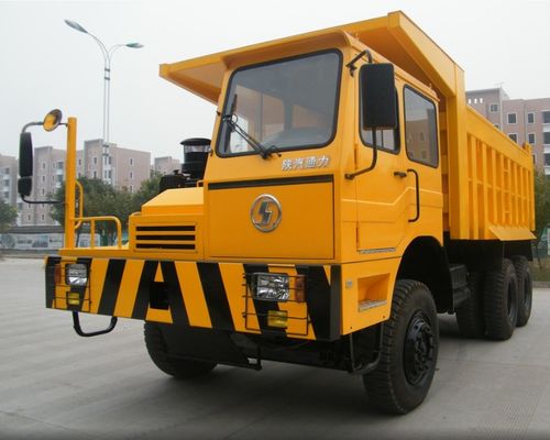 Personalizado 6×4 revolucionário HOWO Hova 70t depósito de minas para as exigências do seu cliente