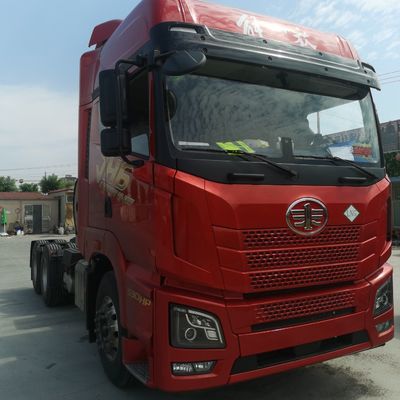 Caixa de carga de aço carbono FAW Jh6 GNL Pesado 530HP caminhão-trator com assento de suspensão a ar