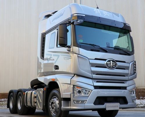 Veículo de reboque de tractor de carga pesada 6x4 com assento de suspensão pneumática e direção hidráulica