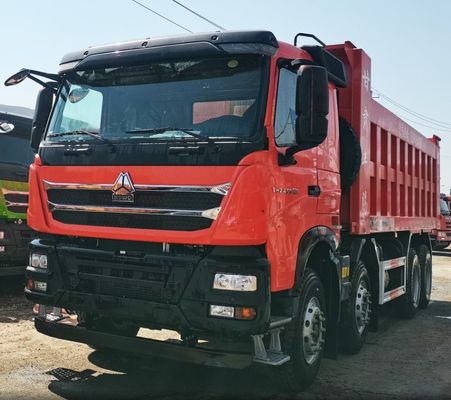 Base de chassi de caminhão de descarga pesado de capacidade de motor de 4-6L personalizada para desempenho