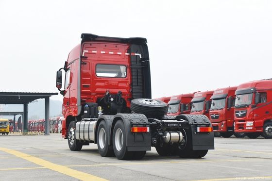 Capacidade de carga de 31-40 t. Veja o nosso tractor pesado de 420 HP com suspensão pneumática.