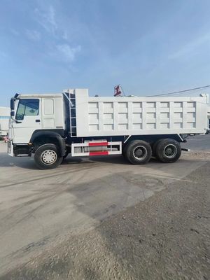8.5x2.6x3.6m camião de descarga pesado com chassi Sinotruk resistente capacidade do motor 4-6L