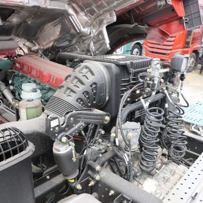 Capacidade de carga elevada Sinotruk HOWO 450HP 6X4 Tractor Head Trailer Truck na África do Sul