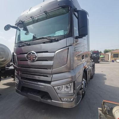 Caminhão FAW G7 pré-propriedade com capacidade de carga de 31-40 t e design de pneus sem tubo