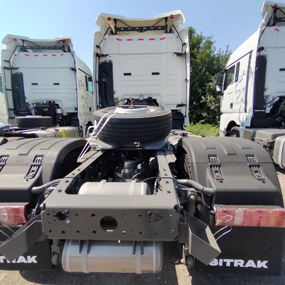 Sinotruk HOWO/ Shacman Tractor Transport Cargo Truck 6.5x2.5x4m