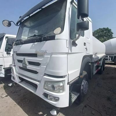 Direção hidráulica com assistência de potência Camião de pulverização pesado HOWO série 336