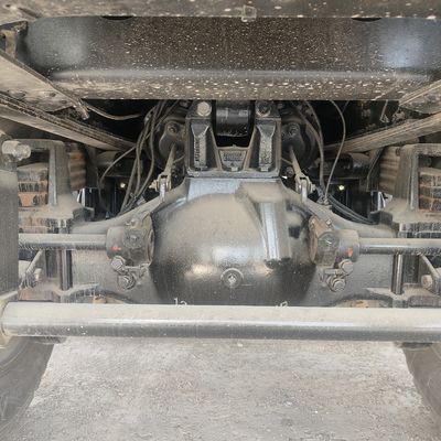 Pneus 480 HP camião de descarga pesado 8X4 usado 8,2m para devoluções de devoluções Política de devolução de 30 dias