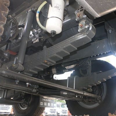 Caminhão de descarga 8x4 de alta potência com chassi Sinotruk e direção hidráulica