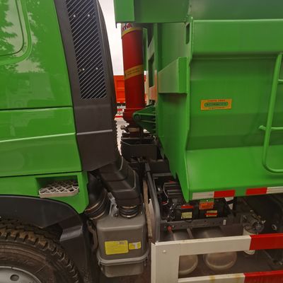 Caminhão de lixo Shacman 6X4 motorizado com chassi Sinotruk para capacidade de carga de 21-30 t