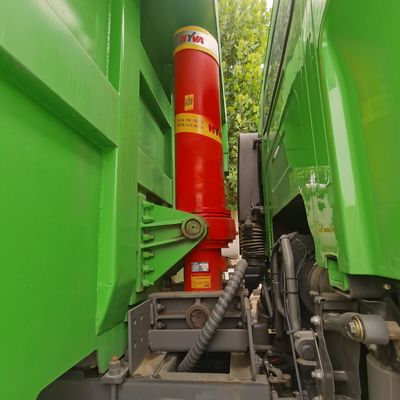 21-30t Capacidade de carga Sinotruk Chassis pesado Caminhão de lixo com direção hidráulica