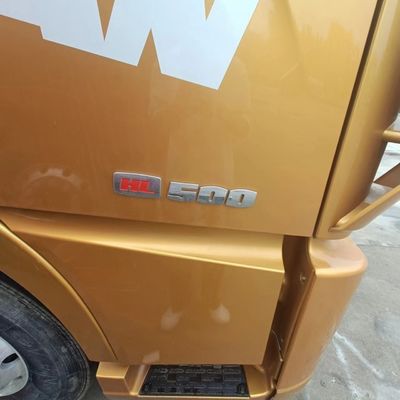 Direção hidráulica assistida por potência Sinotruk Chassis Dumper Truck para terrenos acidentados