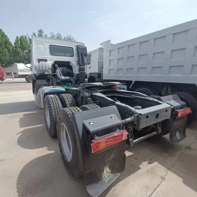 Personalização na África Sinotruk HOWO 371HP 6X4 10 Wheeler Trailer Head Truck