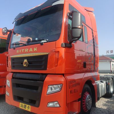 Assento do condutor Caminhão pesado de segunda mão Sitrak G7h Trator com design de pneu sem tubo