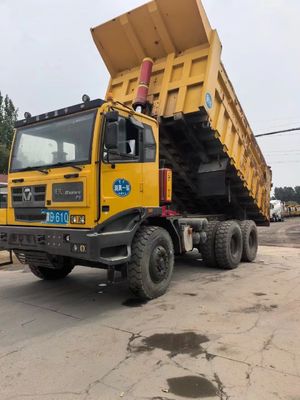 Transmissão manual de descarga de carga pesada no chassi Sinotruk com direção assistida por força
