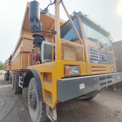 Transmissão manual de descarga de carga pesada no chassi Sinotruk com direção assistida por força