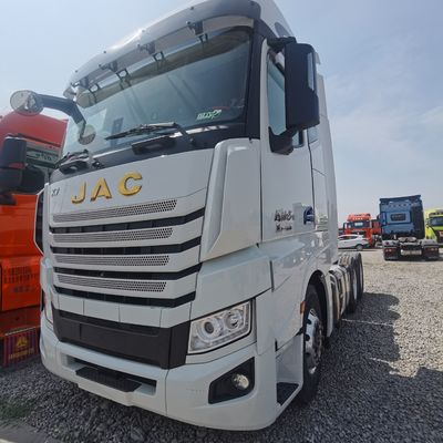 Dongfeng Shacman 7 Tons Trailer Hitch com tanque de combustível de 400L e tipo de transmissão automática