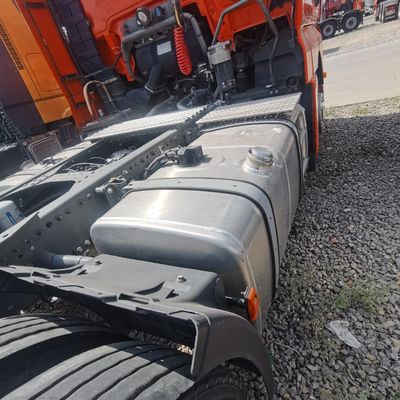 Reboque de semi-reboque com Shacman 6X4 Heavy Duty Tractor Tipper e tanque de combustível de 1000L
