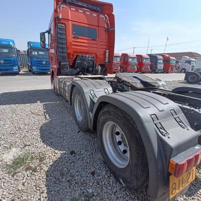Caixa de carga de aço carbono A principal característica do caminhão HOWO G7 480HP para transmissão manual