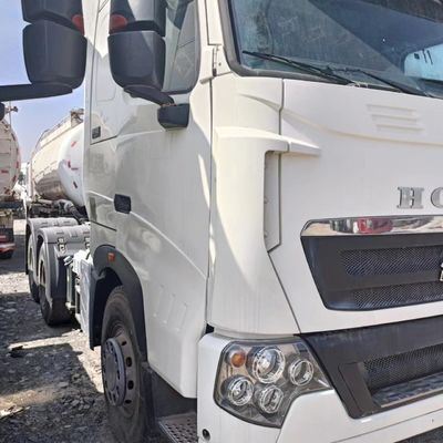 Tanque de combustível de 400L 351-450hp Modelo de camião HOWO para veículos pesados de transporte