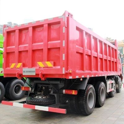 Sinotruck Camião de construção de direção hidráulica para aplicações off-road e de mineração