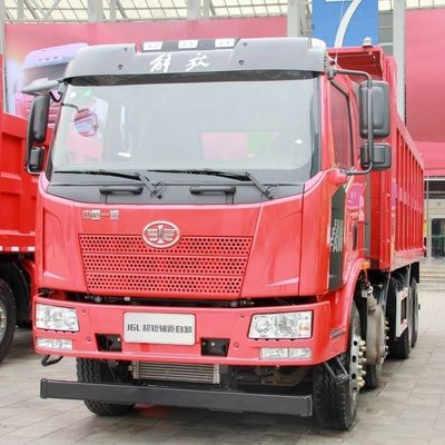 Sinotruck Camião de construção de direção hidráulica para aplicações off-road e de mineração