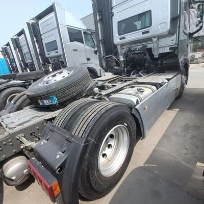 Caminhão-trator com motor diesel nacional VI, com capacidade de carga &gt; 50 t