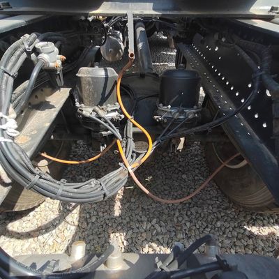 Caminhão-trator Auman Sitrak 6X4 para construção civil e transporte Capacidade de motor&gt; 8L