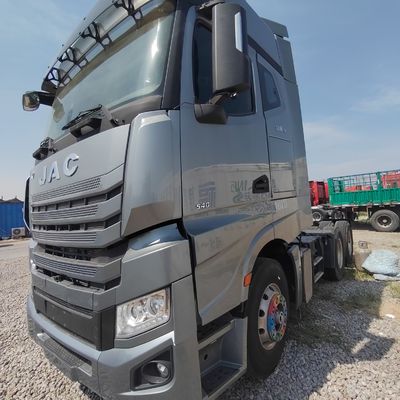 JAC 540 camião pesado 560HP 6X4 tractor com assento de suspensão pneumática e direção hidráulica