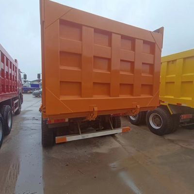 Transmissão manual Sinotruk HOWO 6X4 camião de descarga pesado com sistema de direção hidráulica