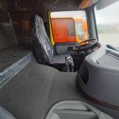 Transmissão manual Chassi Sinotruk 6X4 Veículo de descarga industrial para moedor de terra