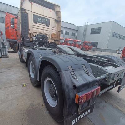 Caminhões pesados de 351-450 cv com assento de suspensão a ar e tanque de combustível de 600L na plataforma online