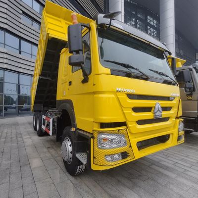 Caminhão de transporte de chassis Sinotruk Caminhão de descarga usado com direção hidráulica e capacidade de 30 t