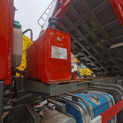 Caminhão de descarga pesado com capacidade de carga de 30 t e direção hidráulica