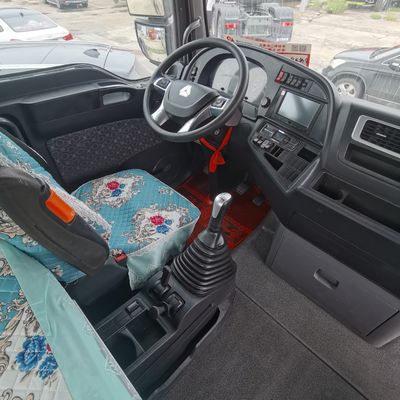Excelente desempenho 540HP Motor Shacman Tipper Truck com Air Suspension Assento do motorista