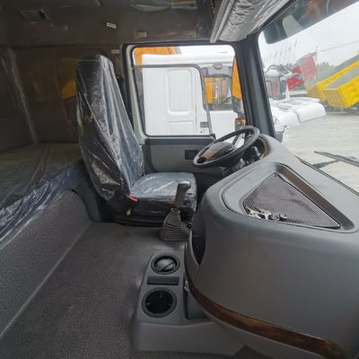 Chassi Sinotruk Veículo de equipamento de mineração de capacidade 30-40t com moeda e pneus dos EUA
