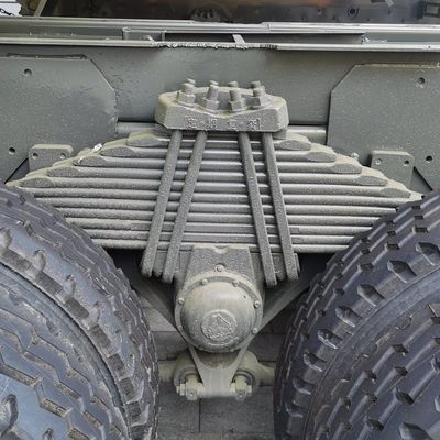 30 - 40 t Chassis Sinotruk Transmissão manual Carregador de descarga pesado para a indústria de mineração