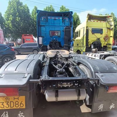 Camião Jiefang J7 com motor de 560 cavalos de potência Euro 5 padrão de emissões 6.8x2.5x3.8m