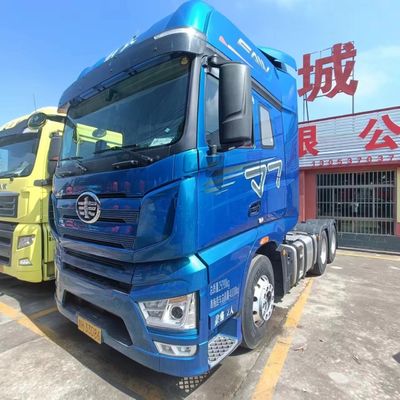 Jiefang J7 Camião 6 meses Serviço pós-venda Shacman 560HP Peças pesadas Assentos ≤5