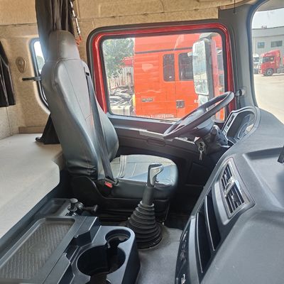 Shaanxi Automobile Delong X3000 Veículo de transporte pesado com depósito de combustível de 400L
