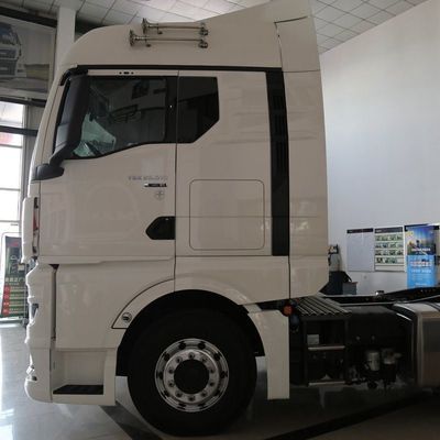 Caminhão pesado da série Tgx, de 510 cavalos e 6X4 de transmissão automática