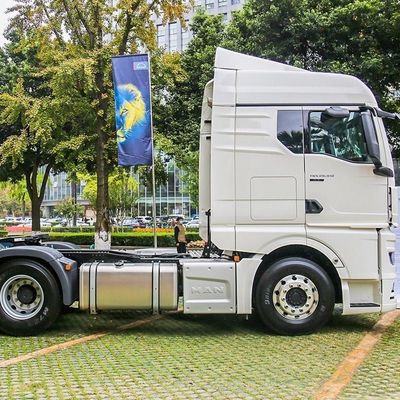Usado Homem Tgx série caminhão pesado 560 cavalos de potência 6X4 Suspensão aerodinâmica Tractor assento