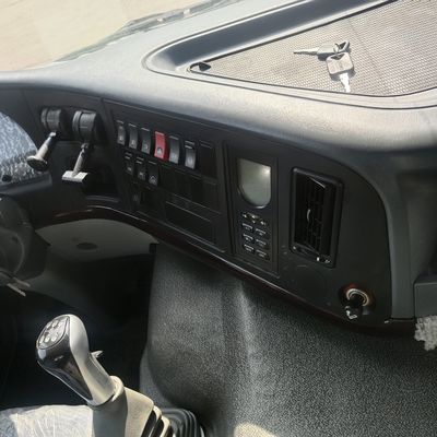 Transmissão manual 6X4 camião de descarga com direção hidráulica e pneus de assistência de potência