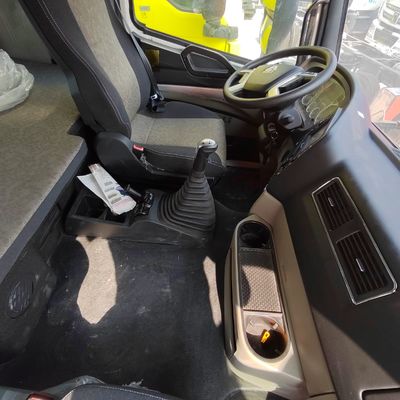 Sinotruk Chassis 10 Wheeler Transport Heavy Cargo Tractor Truck para as suas necessidades